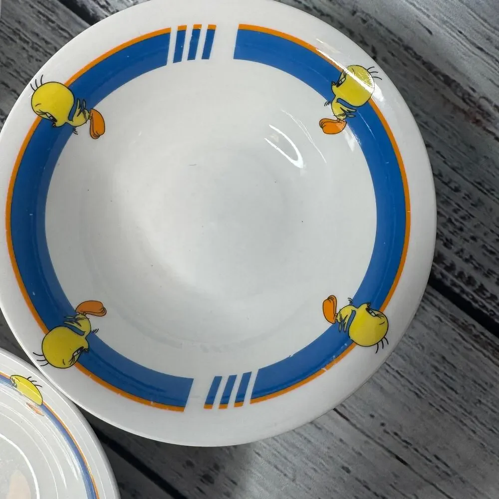 Vintage Tweety Bird Looney Tunes Cereal Bowls Set of 4 Gibson Warner Bros 1990s